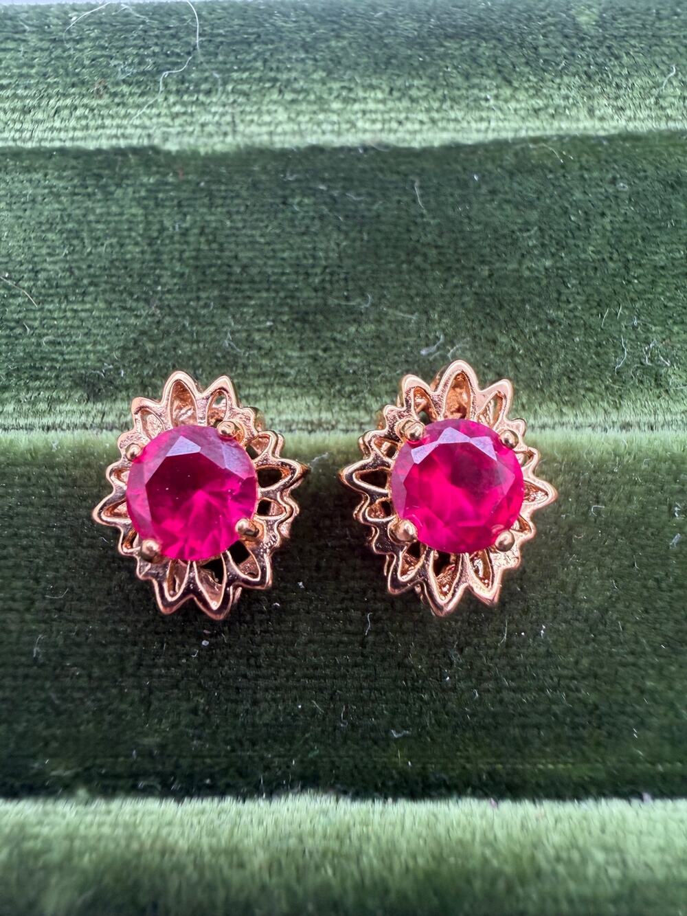 Uncas Manufacturing Company ruby 14k HGE stud earrings
